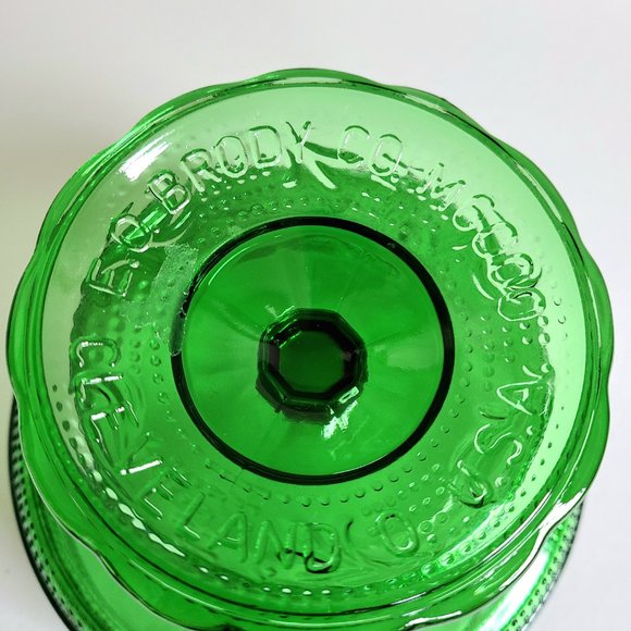 Vintage green glass E.O. Brody Co. M6000 Cleveland USA 1960s compote dish. - Picture 4 of 6